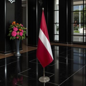 drapeau Lettonie avec socle