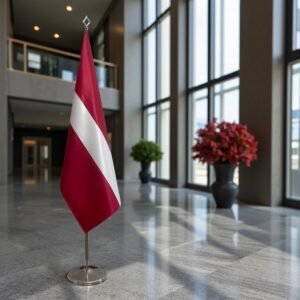 drapeau Lettonie sur hampe