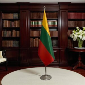 Drapeau Lituanie sur socle en bois raffiné