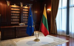 Drapeau Lituanie et socle en marbre de protocole