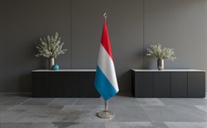 drapeau Luxembourg sur socle