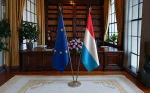 drapeau Luxembourg et UE