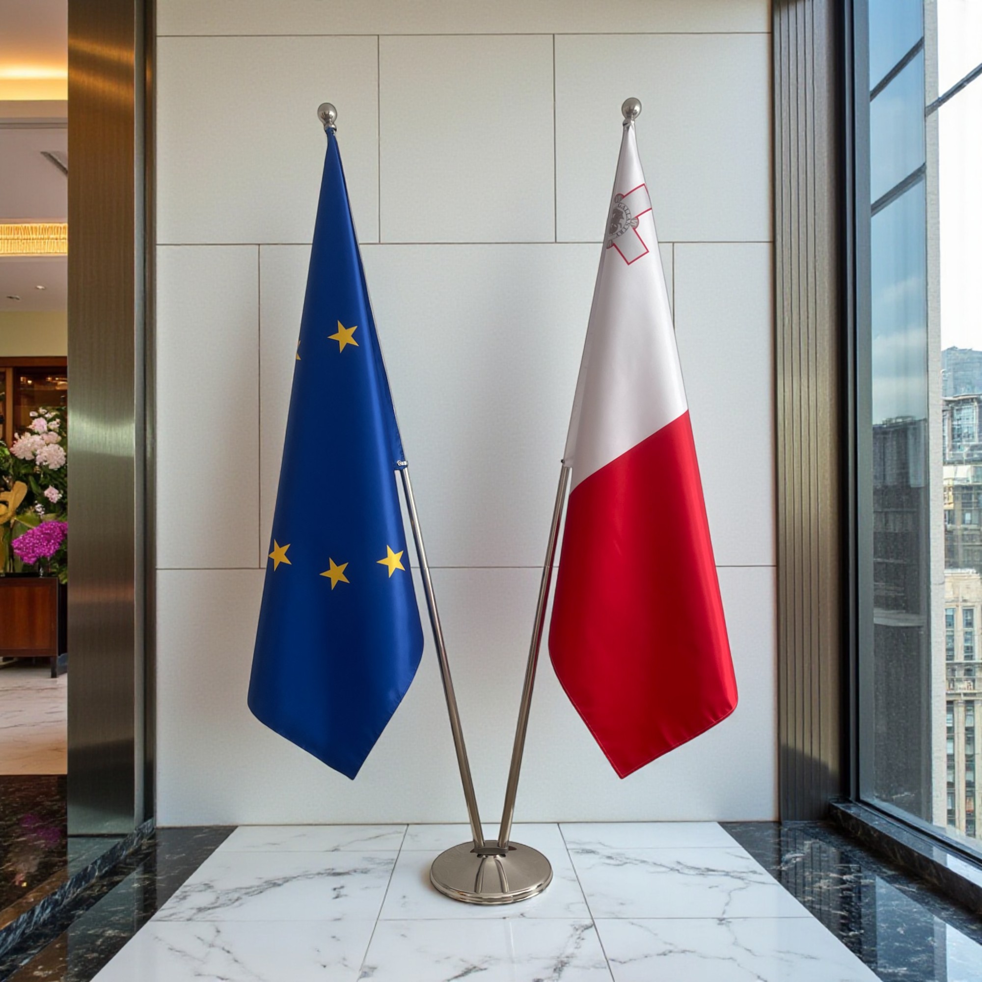 drapeau Malte avec socle