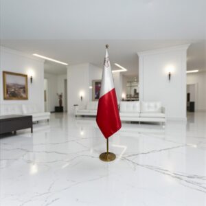 drapeau Malte avec mat