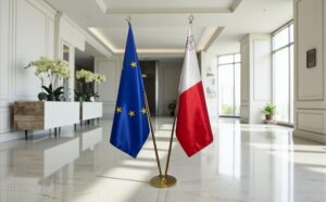 drapeau Malte avec pied