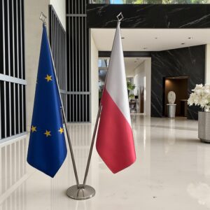 Pavillon Pologne et socle en marbre de bureau