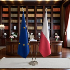 Bannière Pologne et socle en marbre classique