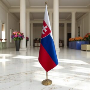 base drapeau Slovaquie avec socle en bois laqué officiel