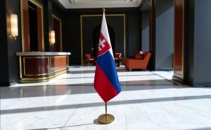 drapeau Slovaquie avec socle