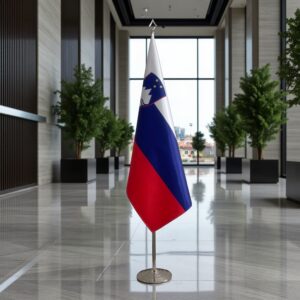 Pavillon Slovenie avec socle en acier élégant