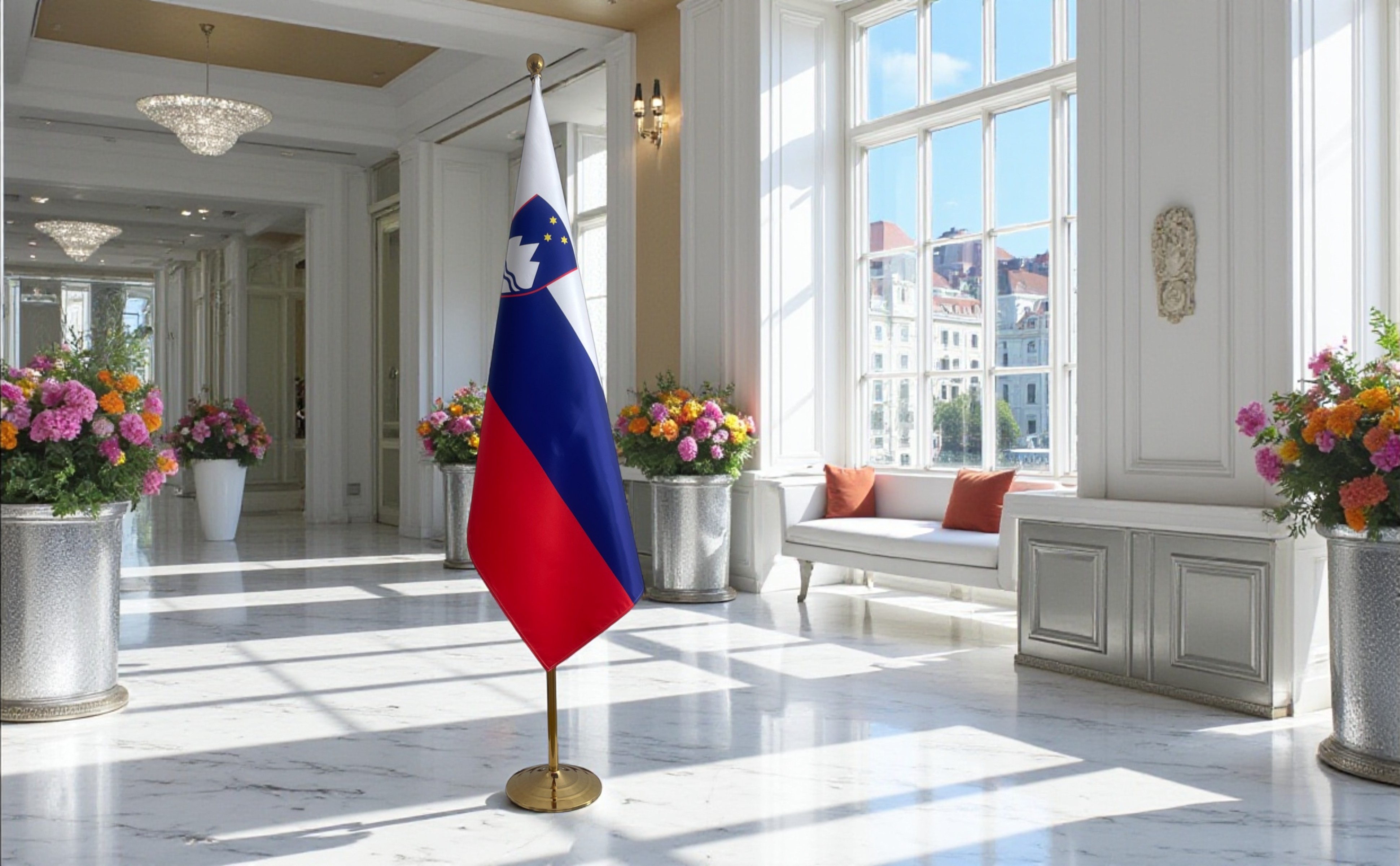 Bannière Slovenie et socle en marbre institutionnel