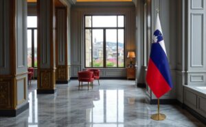 Pavillon Slovenie avec socle en granit institutionnel