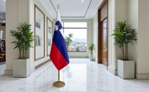 Bannière Slovenie avec socle en inox de bureau