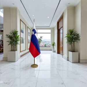 Pavillon Slovenie avec socle en inox élégant