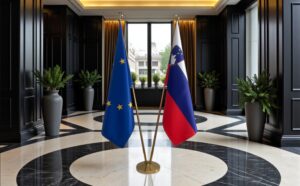 Pavillon Slovenie avec socle en bois de qualité