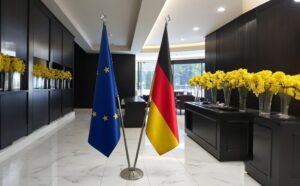 pied socle drapeau allemand avec allemand avec socle en acier brossé design
