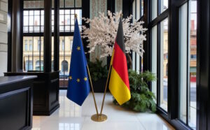 drapeau allemand sur hampe