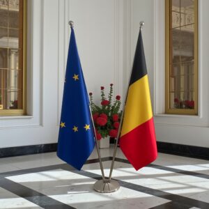 drapeau belgique sur pied