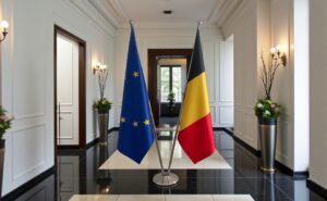 drapeau belgique sur pied