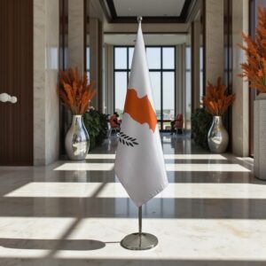 drapeau Chypre sur socle