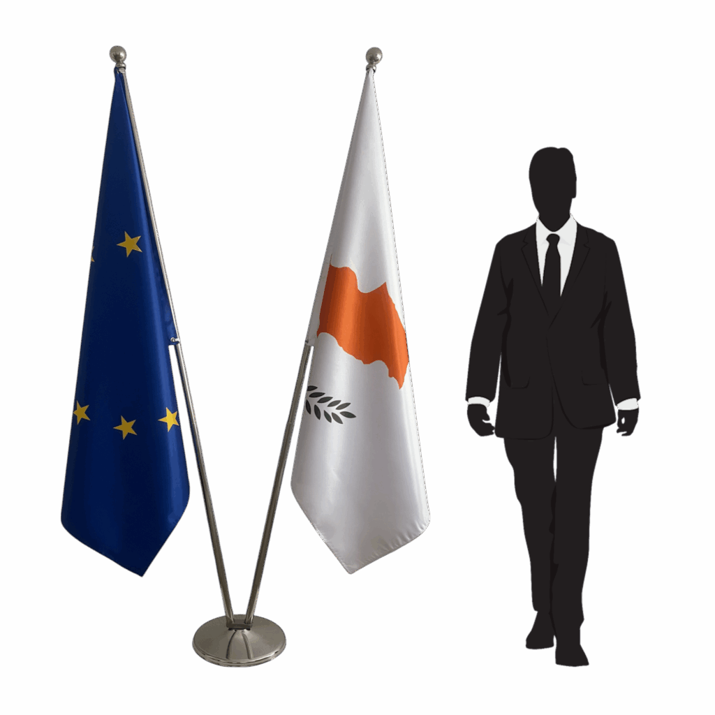 Pavillon chypre sur socle en marbre de bureau