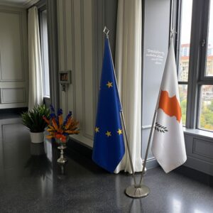 drapeau Chypre et UE