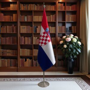 Drapeau Croatie sur socle en bois de prestige