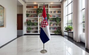 Pavillon Croatie sur socle en marbre raffiné