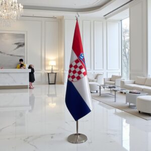 Drapeau Croatie sur socle en marbre stable