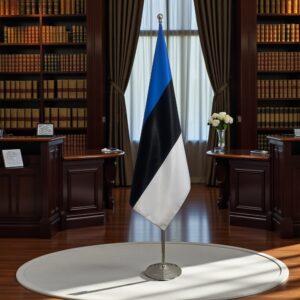 Drapeau estonie sur socle en inox professionnel
