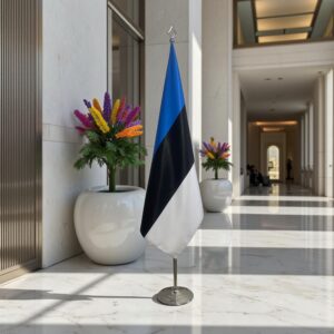 Bannière estonie avec socle en bois moderne