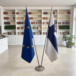 Pavillon Finlande et socle en marbre de prestige