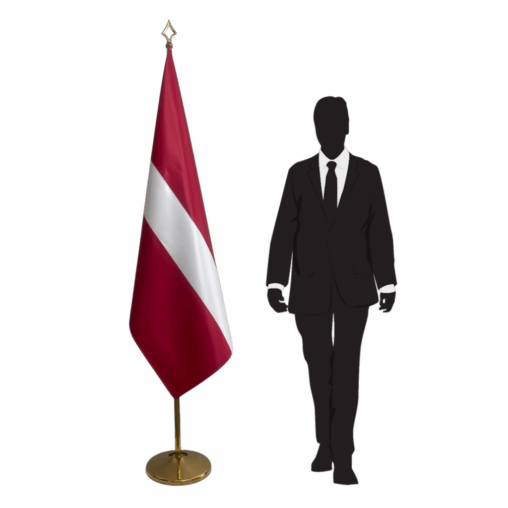 drapeau lettonie sur pied