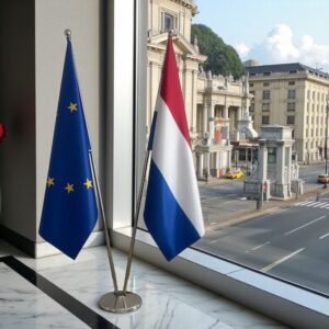 drapeau Pays-Bas et UE sur pied