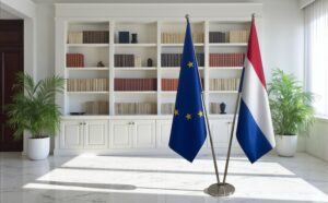 drapeau Pays-Bas et UE sur pied