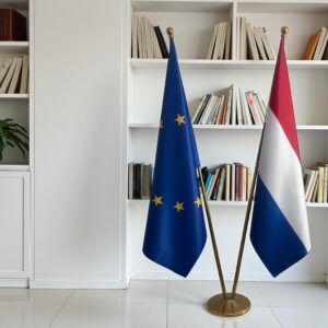 Bannière Pays-Bas et socle en bois stable