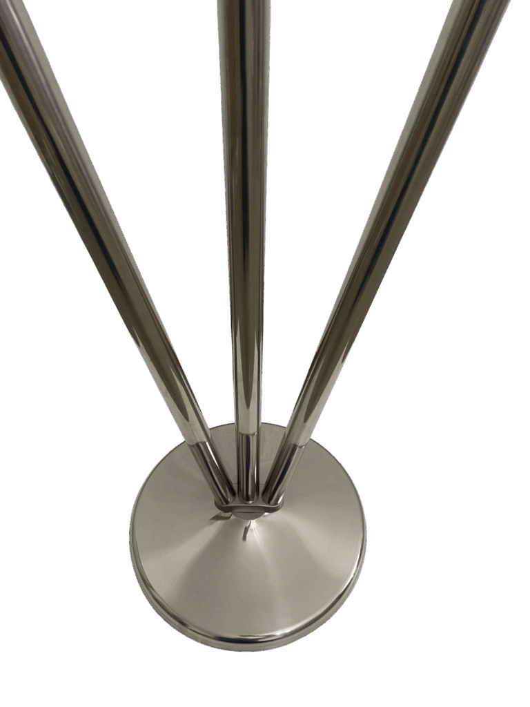 pied porte-drapeau en inox brossé