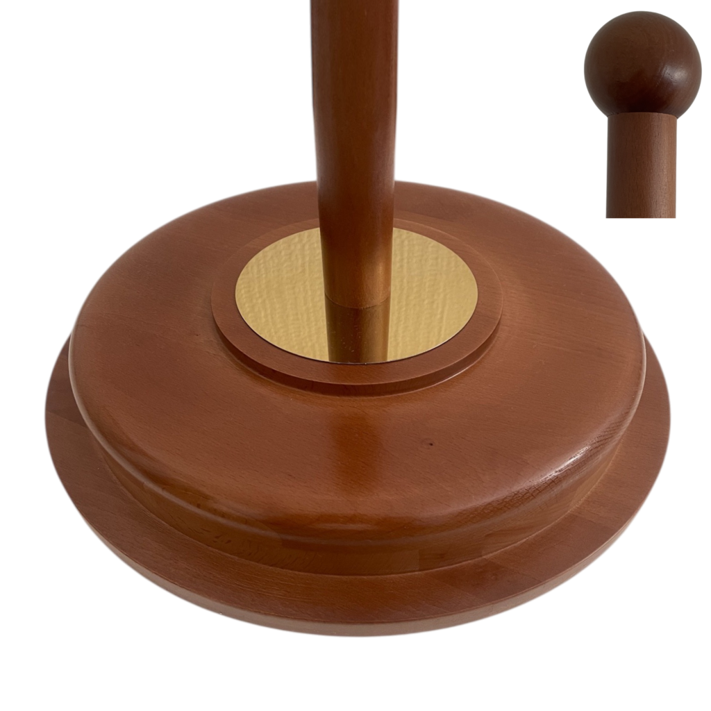 socle drapeau en bois