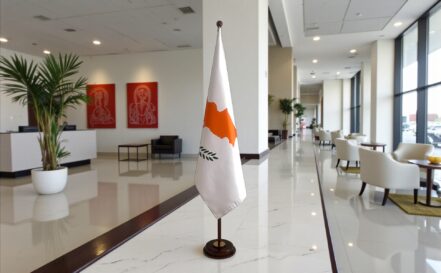 socle drapeau chypre