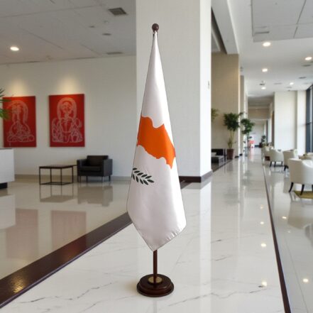 socle drapeau chypre