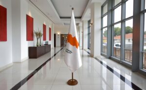 socle drapeau Chypre