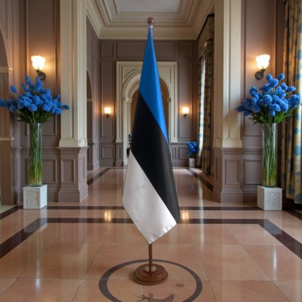 socle porte-drapeau estonie chromé de prestige