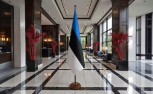 socle porte-drapeau estonie en aluminium anodisé moderne