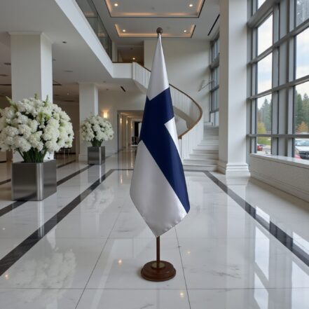 socle drapeau finlande en inox de qualité
