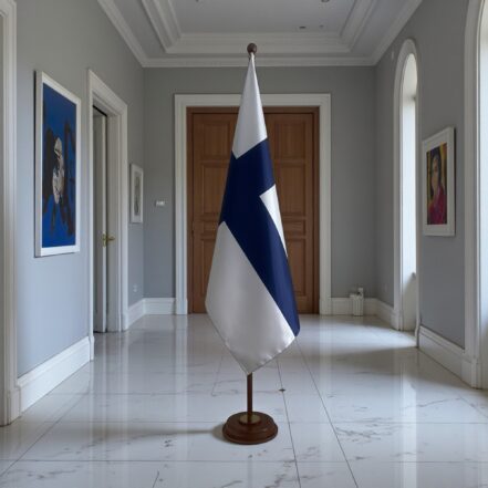 socle drapeau finlande en inox haut de gamme