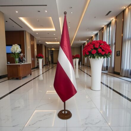 socle porte-drapeau lettonie en inox diplomatique