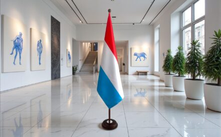 socle drapeau luxembourg