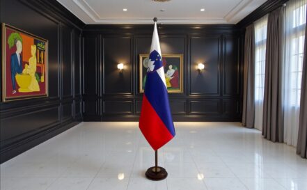 base porte-drapeau de bureau