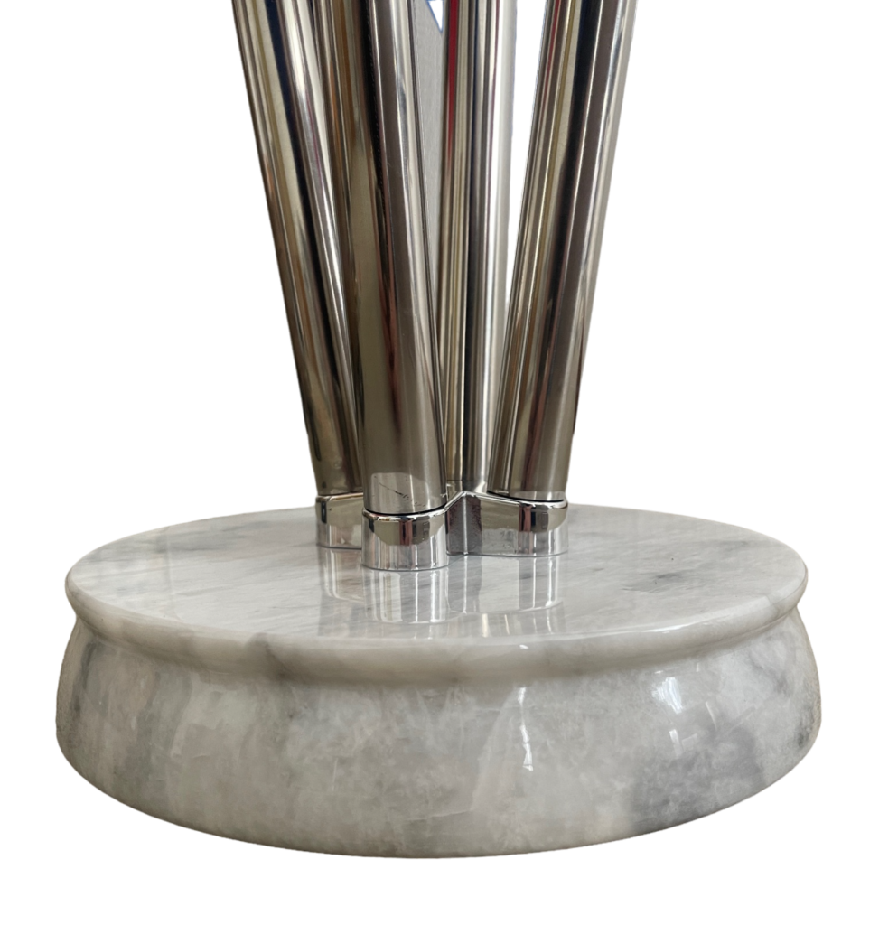 support socle drapeau doré